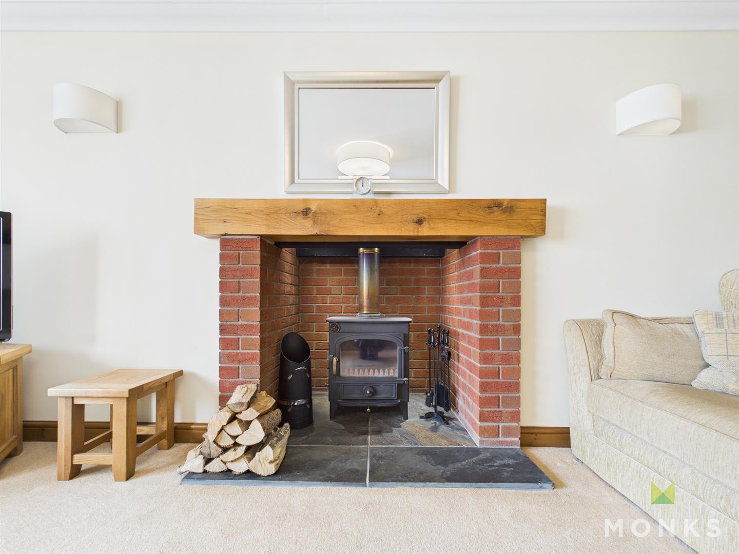 4 Queens Meadow, Queens Head, SY11 4FD For Sale 4 Queens Meadow, Queens Head, SY11 4FD For Sale